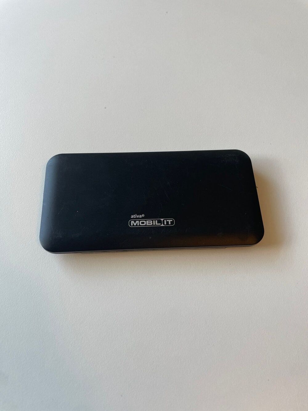 Ativa® Mobil-IT 7-Port USB 2.0 Ultra-Slim Hub